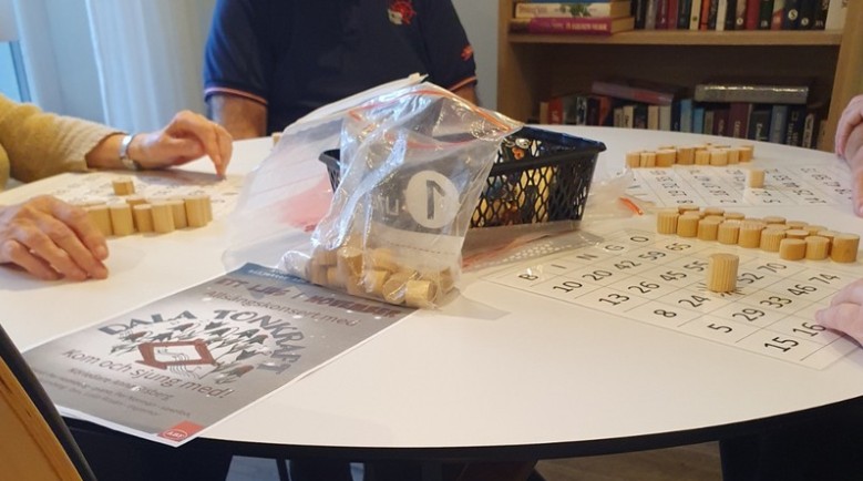 händer och spel.