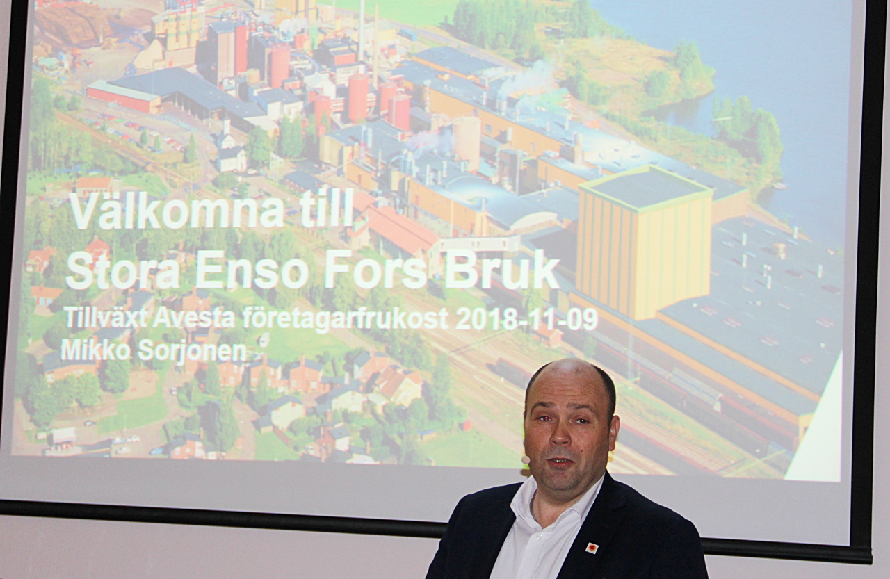 Stora Ensos platschef Mikko Sorjonen berättade om företaget.